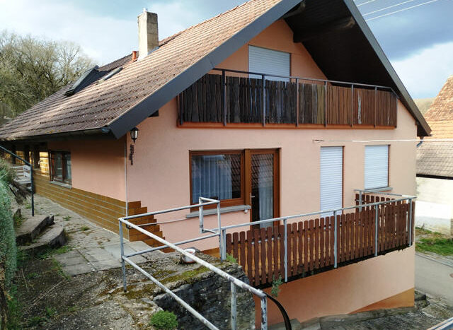 Viel Platz zum Sitzen im Freien