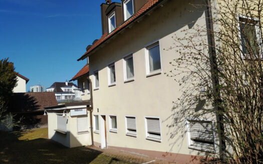 Renovierungsbedürftiges Wohn- und Geschäftshaus in der Innenstadt