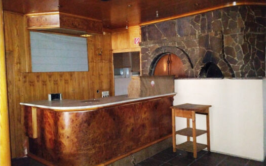 Renovierungsbedürftiges Wohn- und Geschäftshaus in der Innenstadt