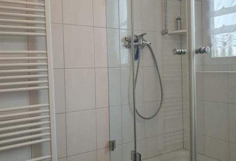 2-Zimmer-Erdgeschosswohnung mit Garten in Reichenberg zu vermieten!