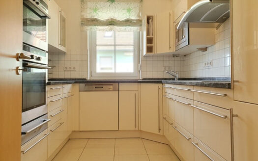 2-Zimmer-Wohnung mit Balkon und Stellplatz in Reichenberg!