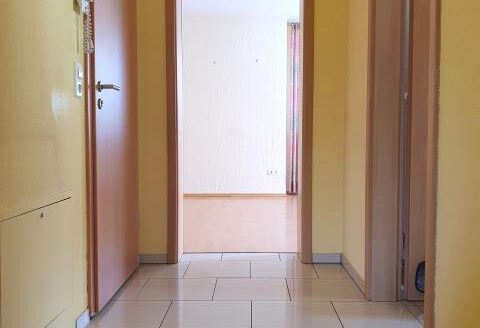 2-Zimmer-Wohnung mit Balkon und Stellplatz in Reichenberg!