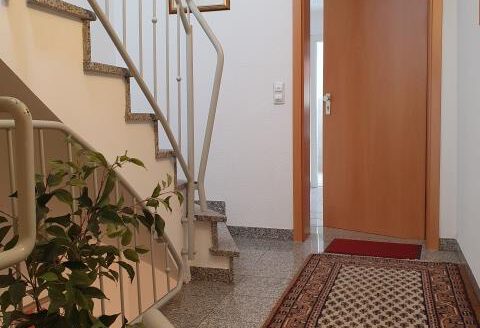 3-Zimmer-Wohnung mit Balkon und Stellplatz in Reichenberg!