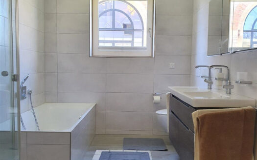 Exklusive 2-Zimmer-Wohnung in zentraler Lage